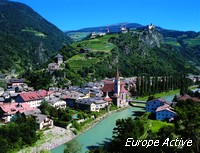 walking south tyrol