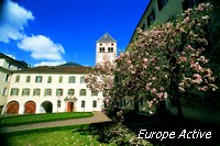 walking south tyrol